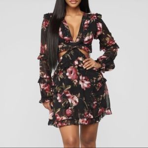 Fashioniova floral dress size xs